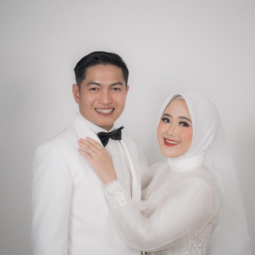 11. GIFT DESMI NIZAR