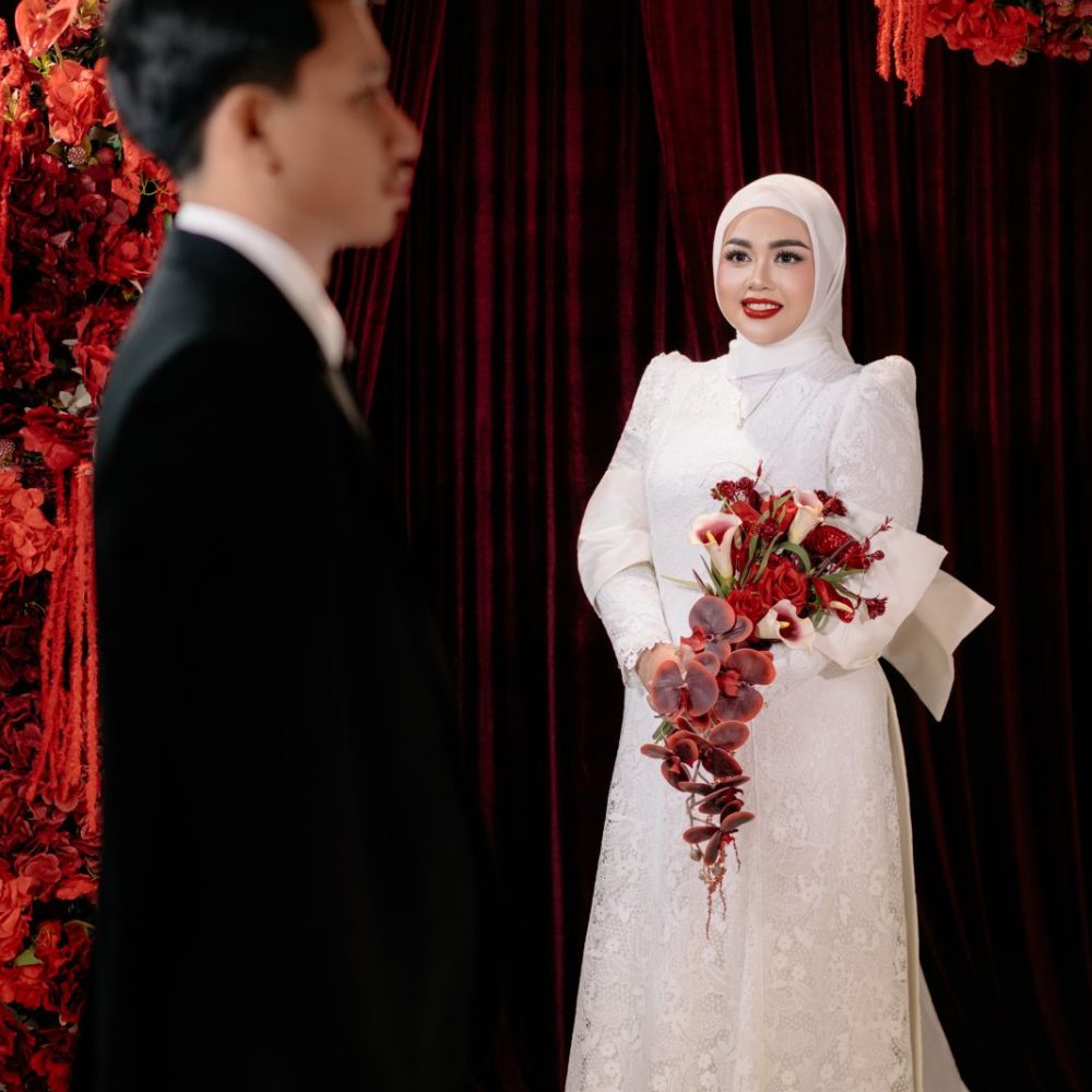 2. 1FIRST MET FELLIA TAUFIQ