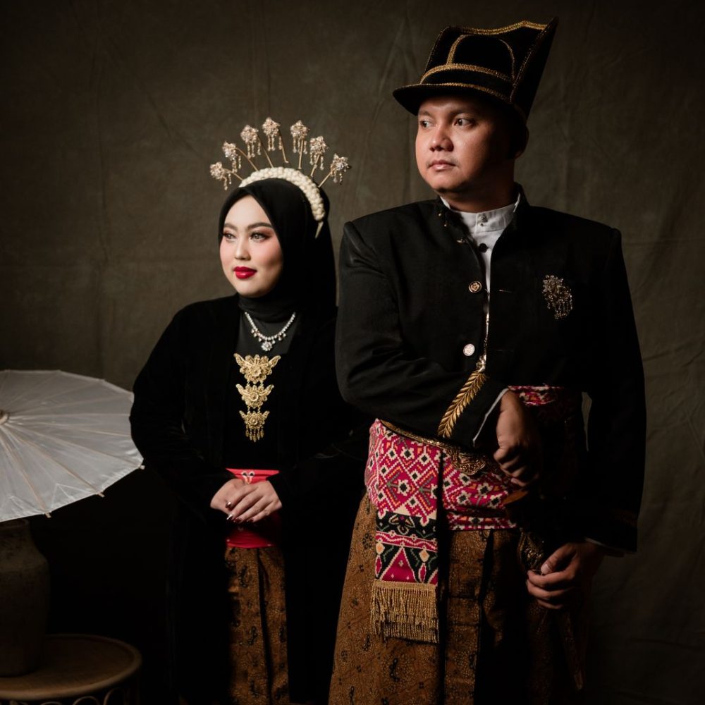 AJENG BADAI 13