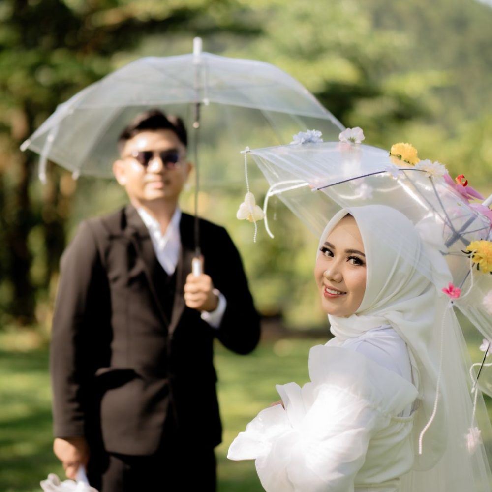 BECOMING US ADIT EKA