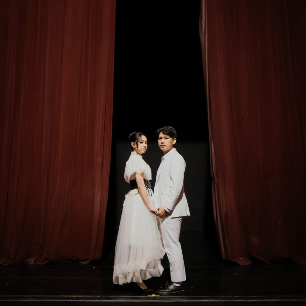 COVER RISHAL NADIA
