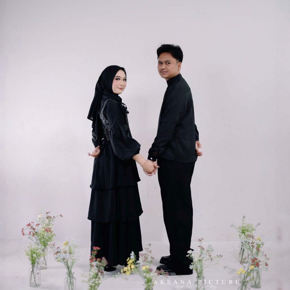 ENGAGEMENT BOBBY FIRDI