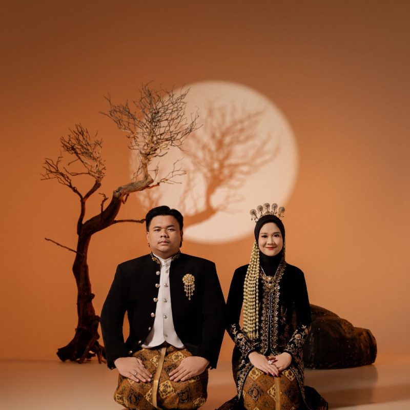 GALLERY SARI-TONY4