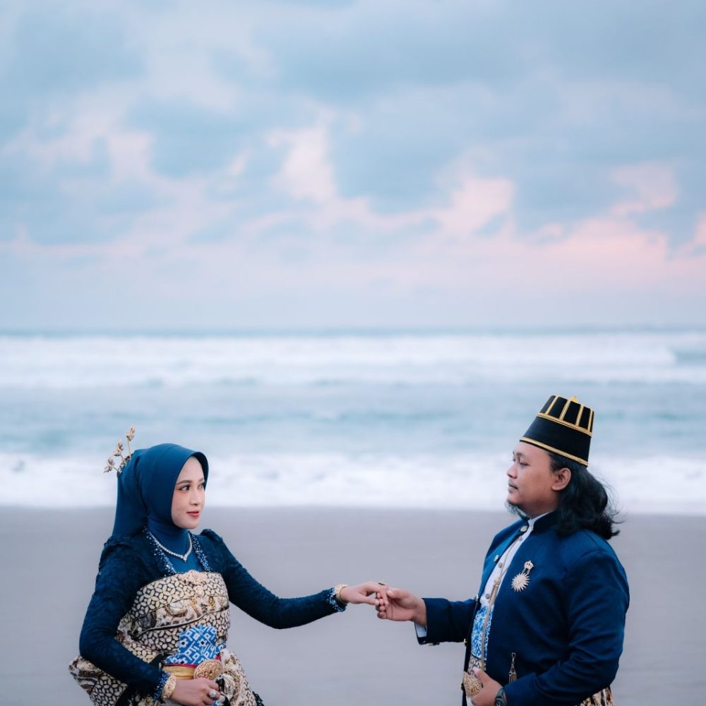 GIFT RETNO-WIDHI