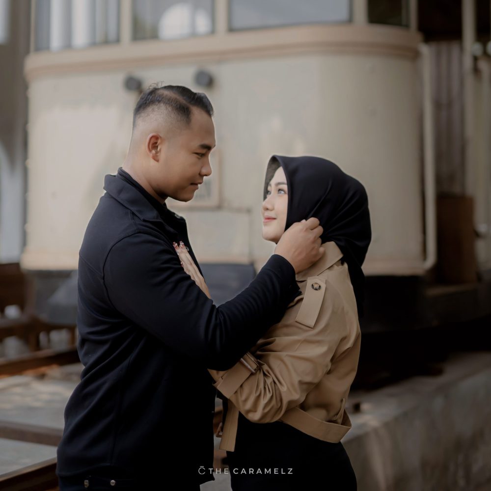 IN RELATIONSHIP RIFQI-AZIZAH