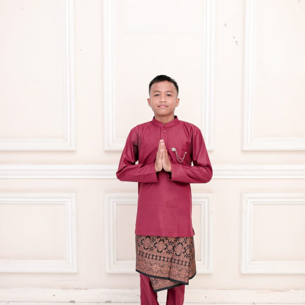 KHITANAN LUTHFIE10