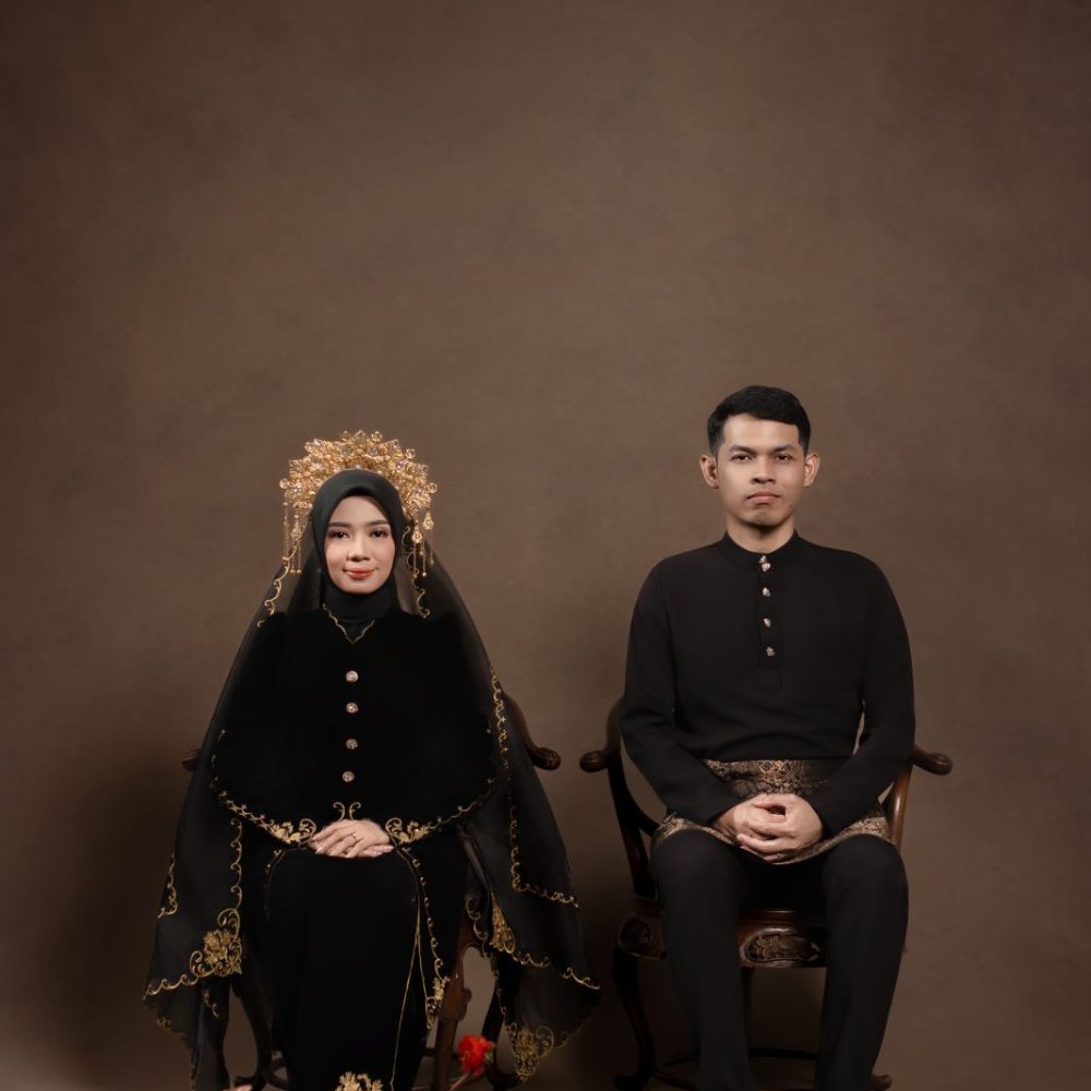 PUTRI ISHAR 4