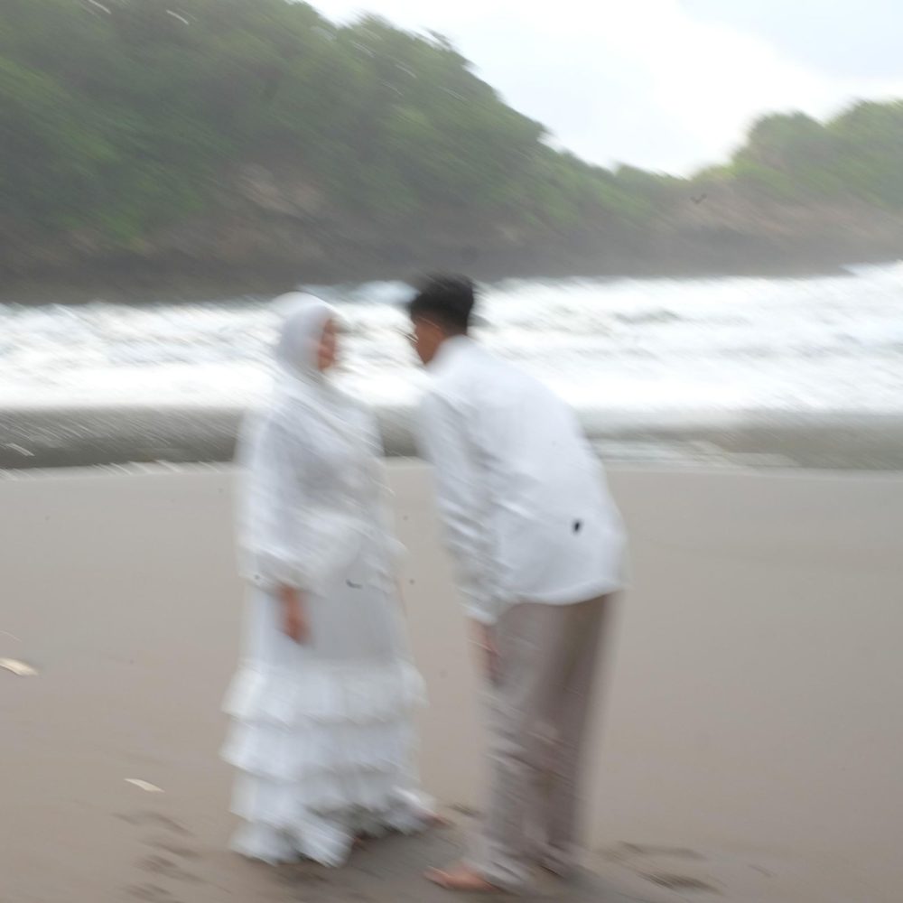 REV LOVE STORY 1_FAIZ_04d61474-a0ff-4e80-8e4f-6101041bb23a_1