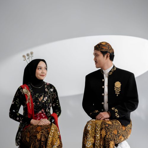 STD 4-GIFT-GAL FIRLI-JUAN