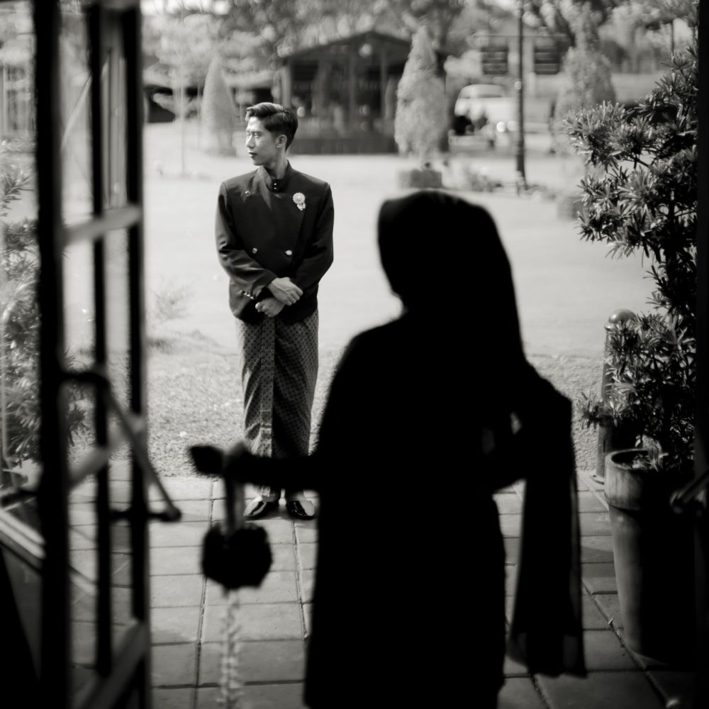THE END (HITAM PUTIH) 2_1 IVONNE-FAIZ (2)