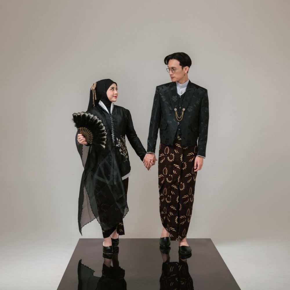 WEDDING GIFT DINDA ZULFI