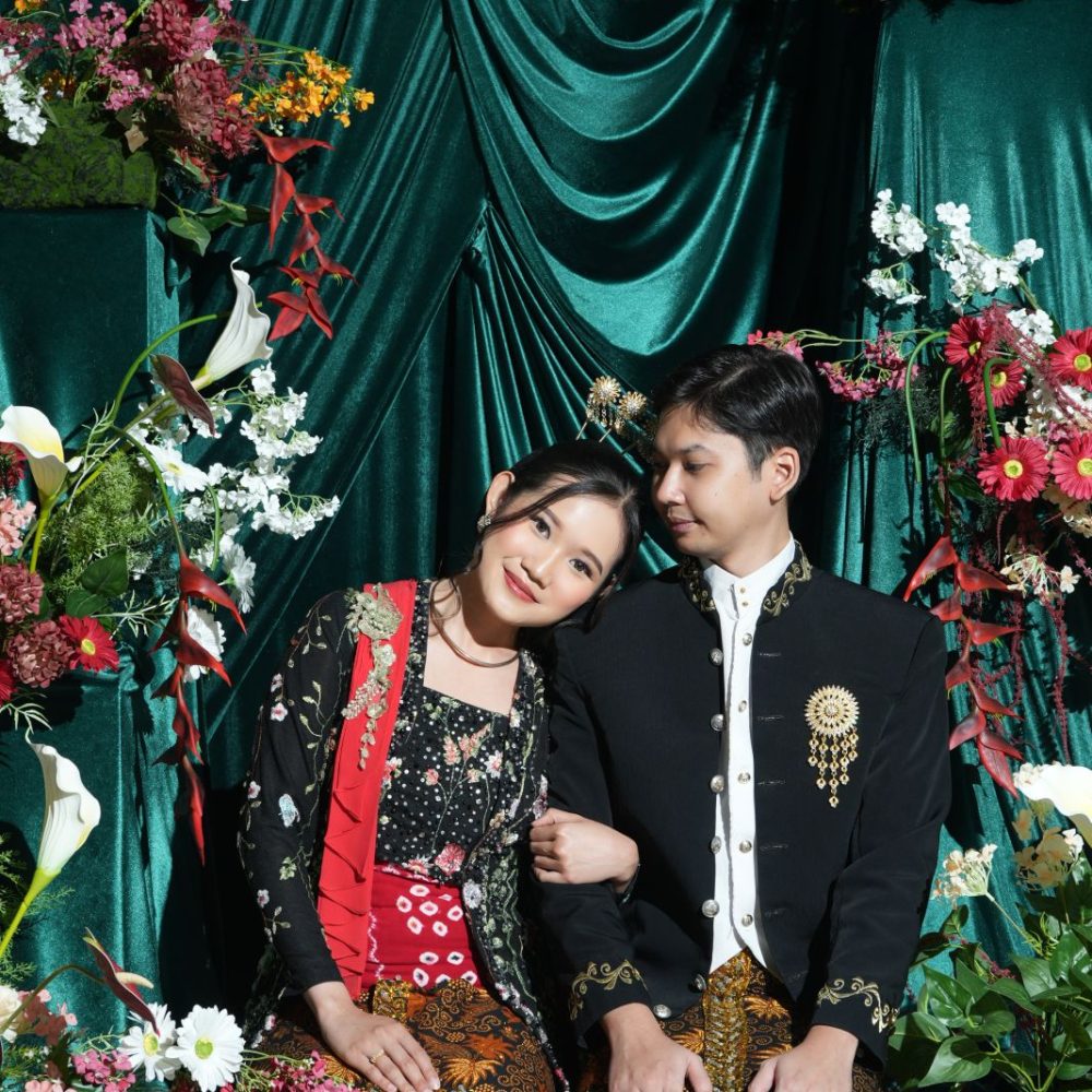 Wedding gift ADITYA CHIKA