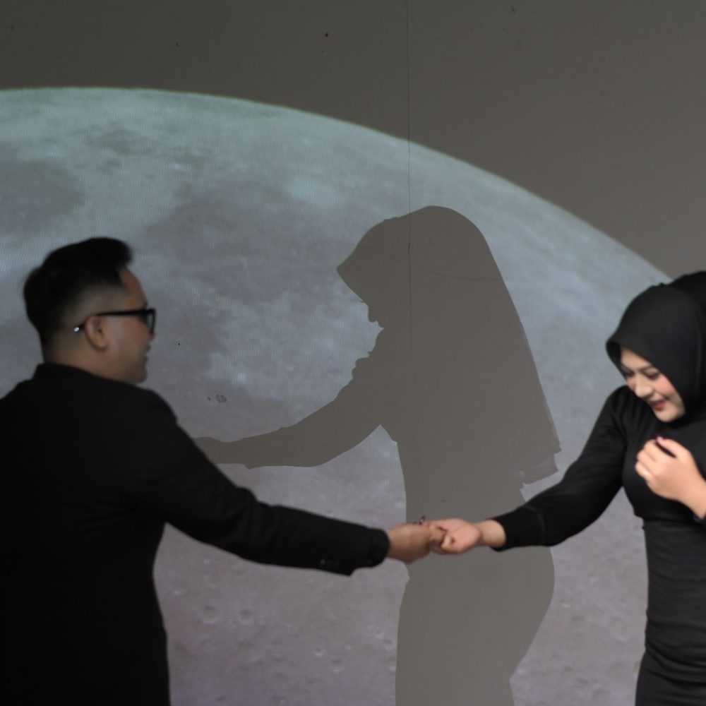 love story ( THE BEGINNING ) ZARA HAEKAL
