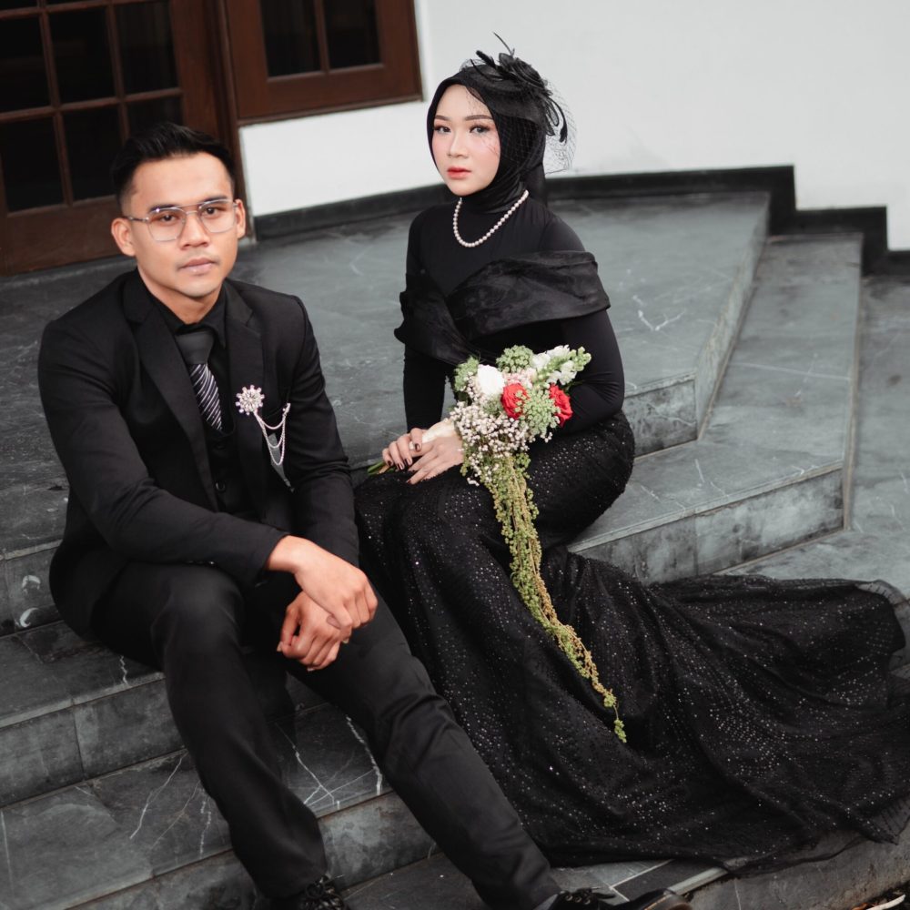 wedding gift andini bobby crop